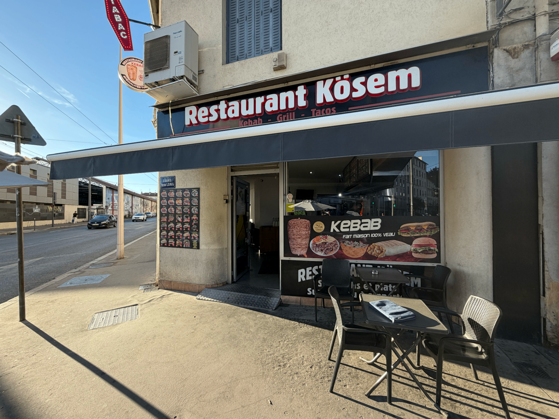 Devanture du Restaurant Kösem à Lyon 3